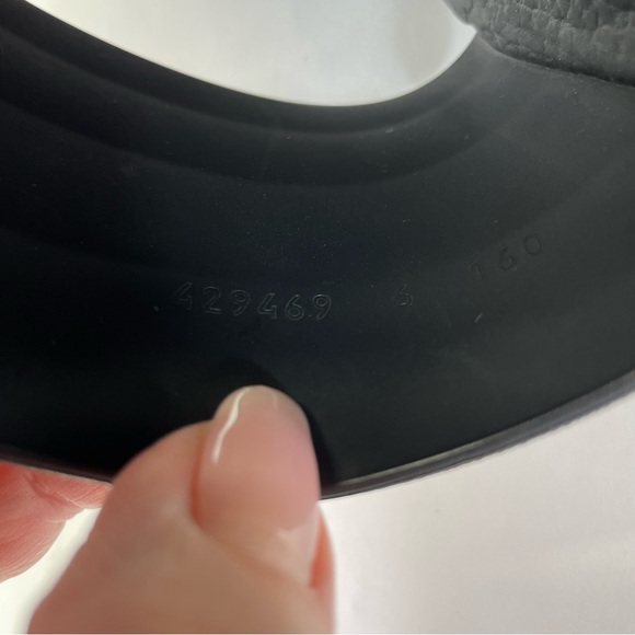 Gucci Unisex Signature Stripe Slide 6 - Picture 15 of 16